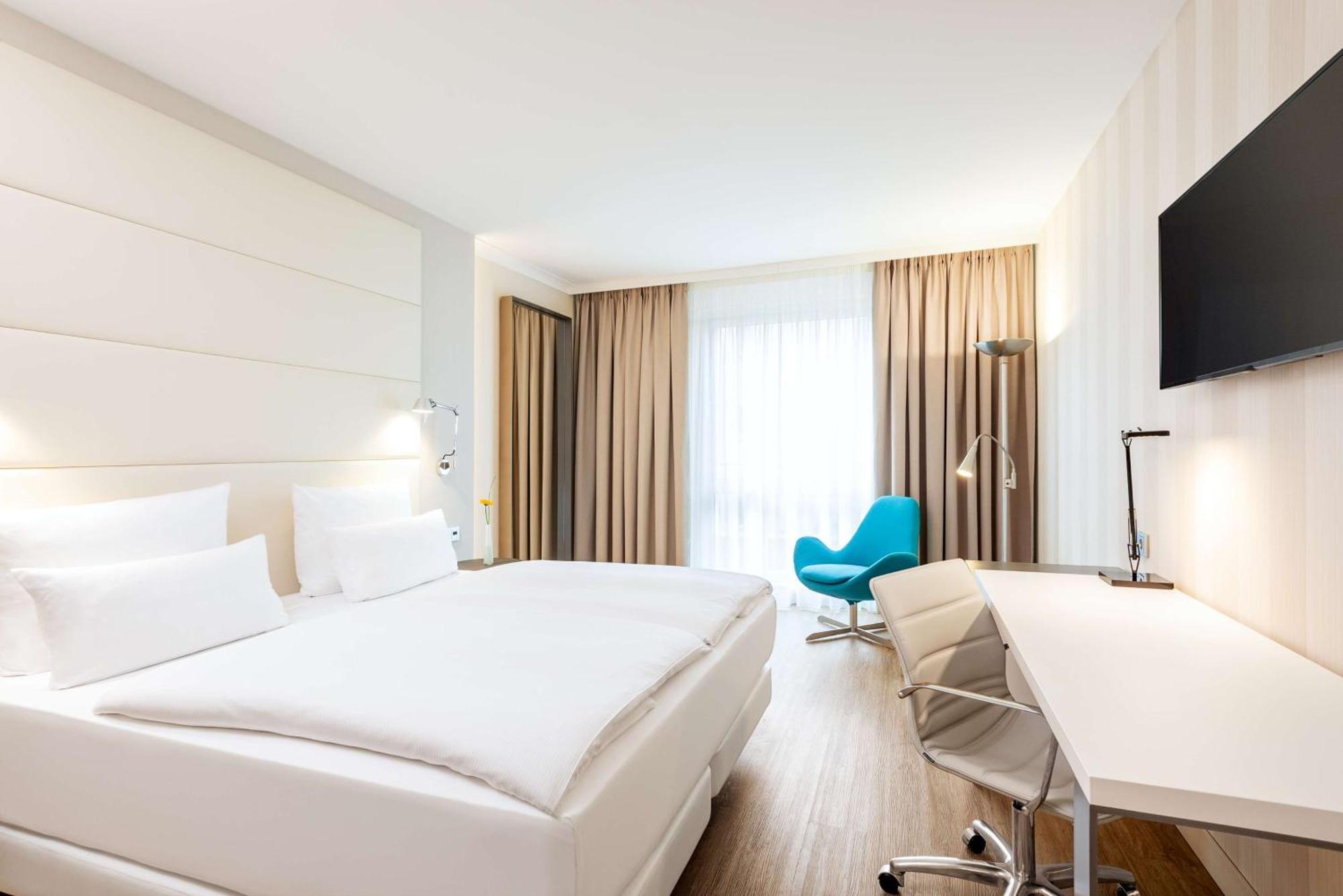 Nh Berlin Alexanderplatz Hotel Exterior photo