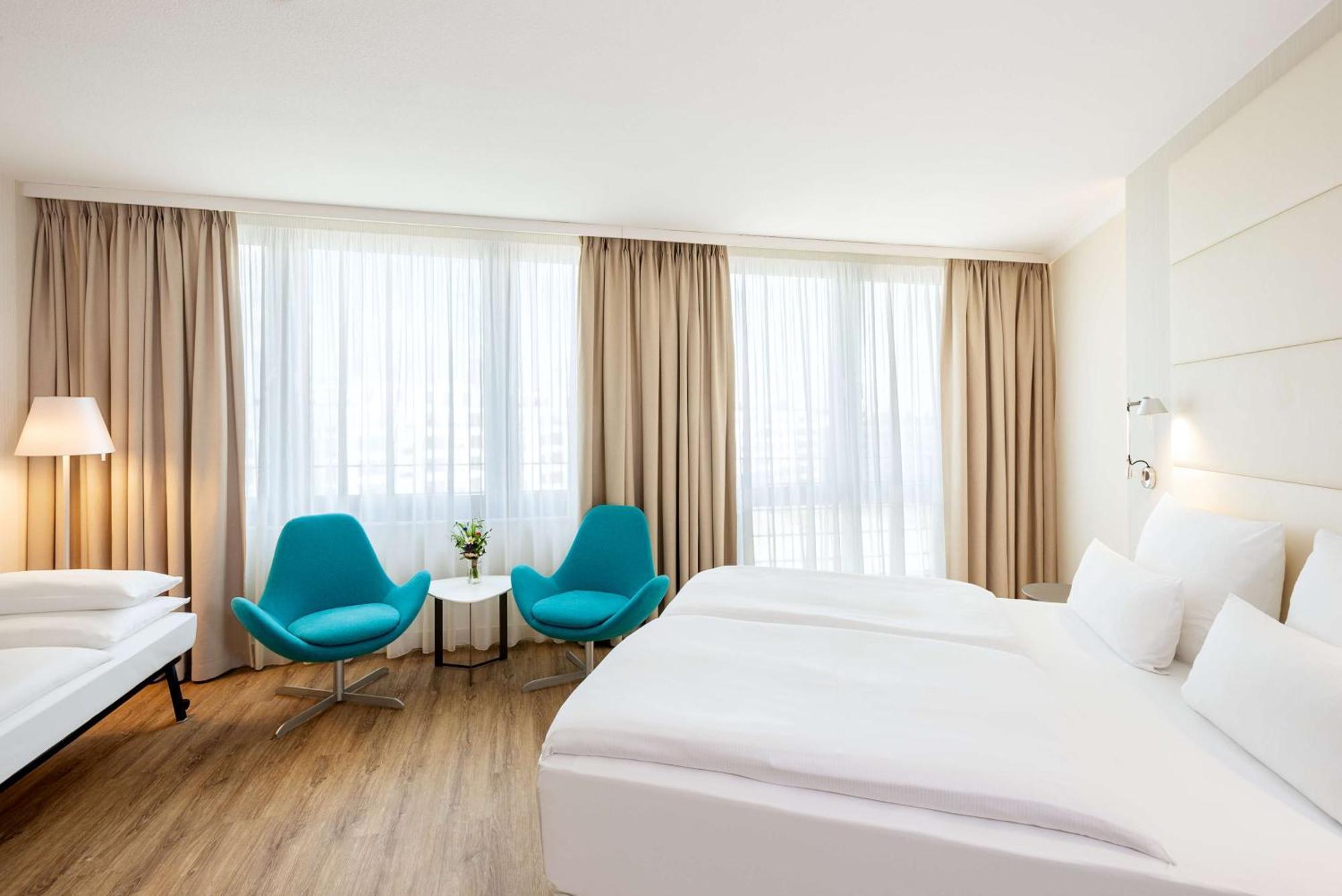 Nh Berlin Alexanderplatz Hotel Exterior photo
