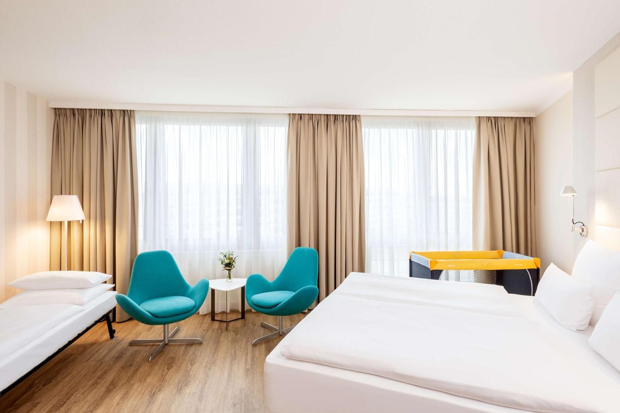 Nh Berlin Alexanderplatz Hotel Exterior photo